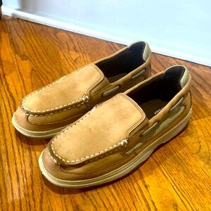Sperry Top-Sider Slip-on Kids Dress shoes Sz 4.5M